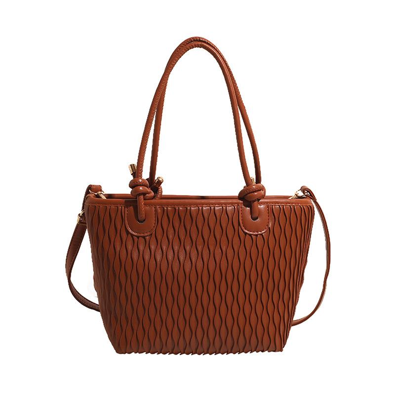 Корейская версия модной сумки-ведра женская 2025 лето новая простая повседневная сумка на плечо высококлассная на косую женская сумка