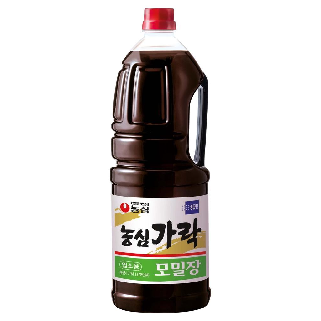 Nongshim Garak Memiljang Soba Sauce, Rich Bonito Tsuyu Concentrate for Cold Buckwheat Noodles & Dipping, 1.794L x 1 Bottle