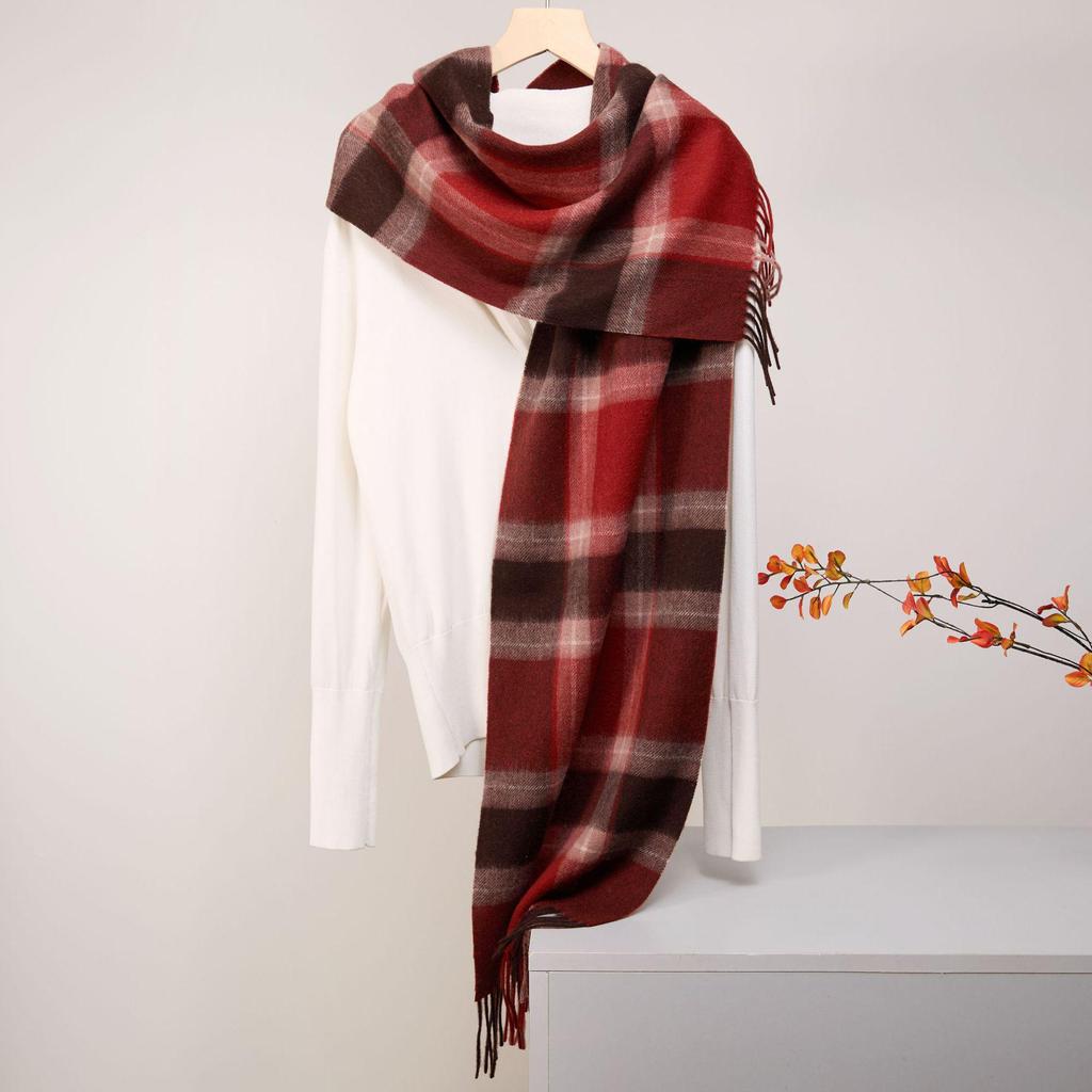 Warm Plaid Wool Scarf: Stylish British-Style Accessory for Men & Women, Perfect for Autumn & Winter