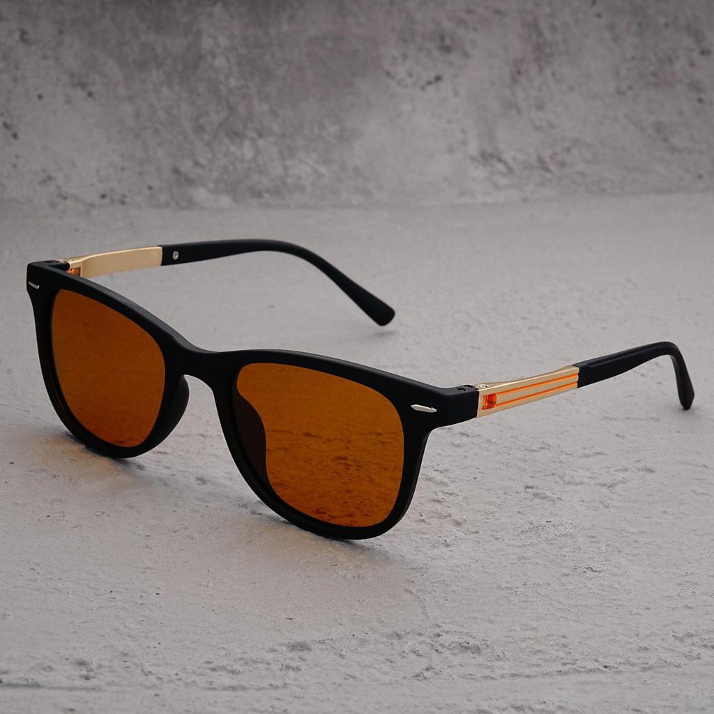 Retro Classic Polarized Sunglasses with Square Frame and Rivet Design