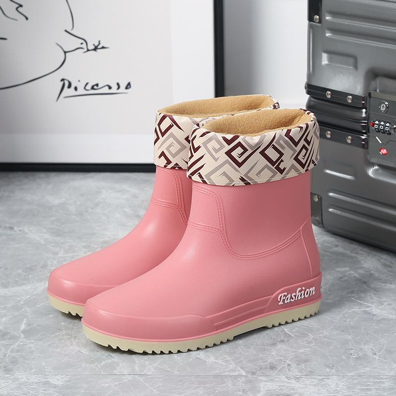Резиновые сапоги женские ботильоны водонепроницаемые резиновые туфли для дождливого дня 2024 новые женские короткие сапоги без застежек однотонные теплые модные