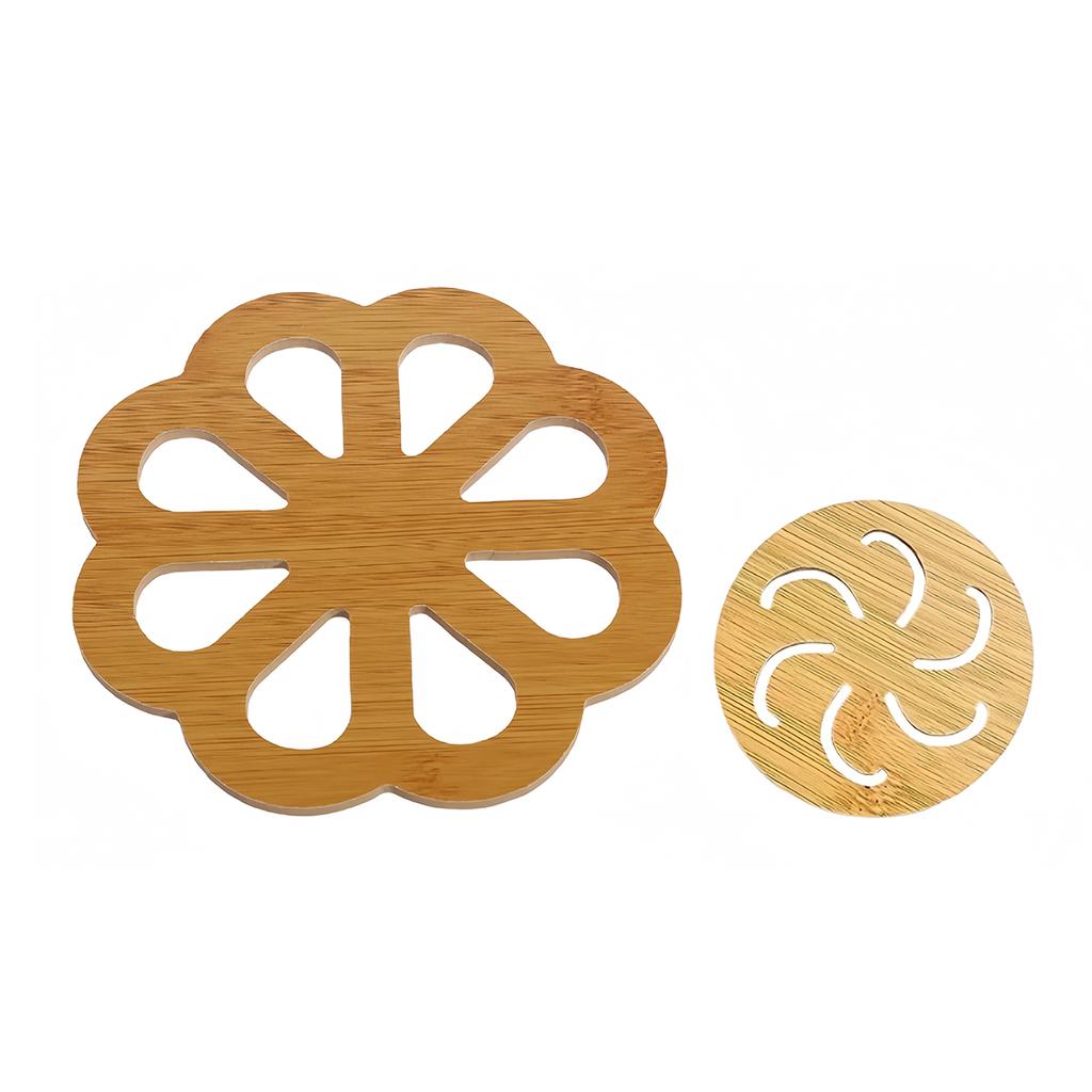 Thickened Wooden Trivets for Hot Pots Pans Hollow Carved Heat Resistant Coasters Non-Slip Round Wood Hot Pads for Kitchen Decor
