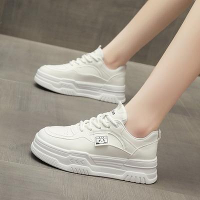 Женские кроссовки на платформе простого дизайна, модные, удобные, на шнуровке, маленькие белые туфли, студенческие кеды, нескользящая вулканизированная обувь