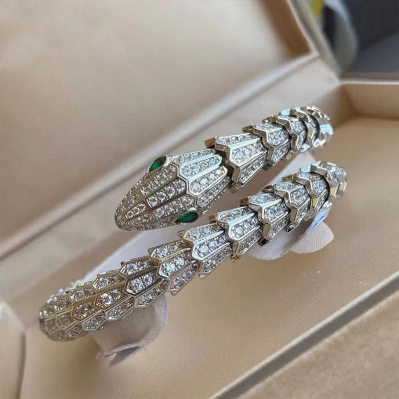 Простой и Изысканный Браслет для Лучшей Подруги в Форме Змеи