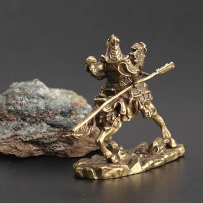 Настольное украшение для дома и офиса Китайская статуэтка Гуань Гун из меди с мелкими ручными деталями и из цельной меди