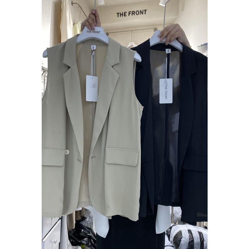 Жилет женский летний свободный тонкий костюмный без рукавов с лацканами на одной пуговице
