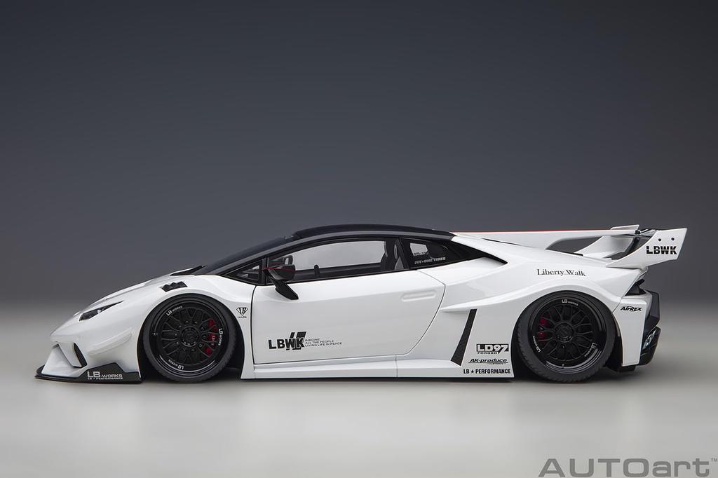 AUTOart Liberty Walk Works Lamborghini Huracan GT White Finished Product 1/18 LB-Silhouette