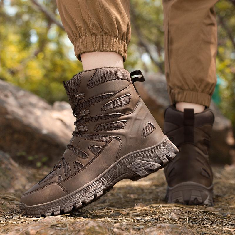 Large size high top non-slip and wear-resistant outdoor hiking and cross-country hiking boots comfortable desert training boots military boots