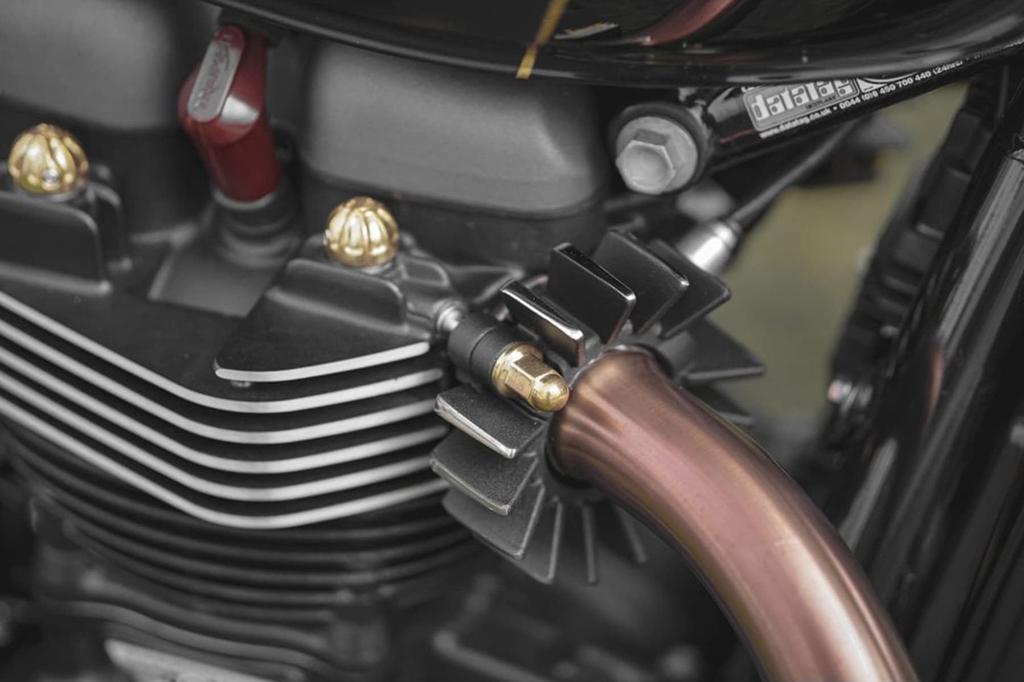 Гайка хомута выхлопной системы Motone T100 T120 для Street Street Thruxton Латунная кованая MMU080 Twin, Scrambler, -