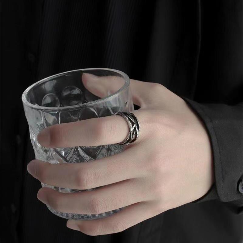 Personality Hollow Thorns Ring Men 'S Jewelry Hip -Hop Ins Style Interwoven Asymmetric Ring Male 925 Silver Finger Accessories