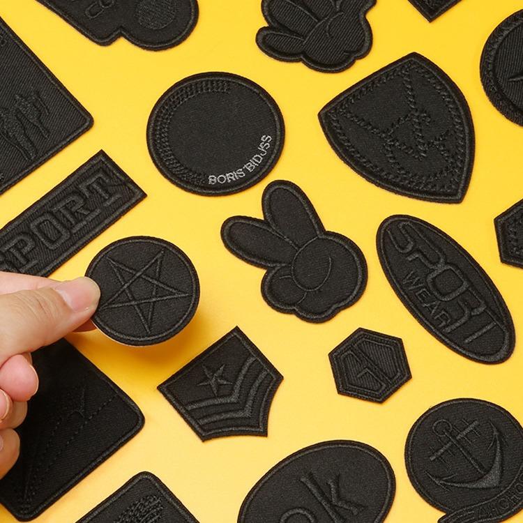 Черная бесшовная самоклеящаяся одежда, вышитые наклейки, пуховики, дырки и никаких следов, субсидии на ремонт, заплатки для ремонта, наклейки с узорами