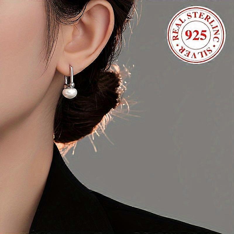 Elegant Freshwater Pearl Hoop Earrings in Hypoallergenic 925 Sterling Silver - Chic Luxury Gift for All Occasions