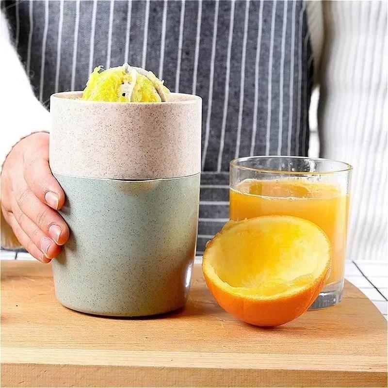 Кухня Маленькие инструменты Фруктовая ручная соковыжималка Мелкие фрукты Овощи Бытовая чашка для сока Студенческое общежитие Апельсин Как лимон Соковыжимание
