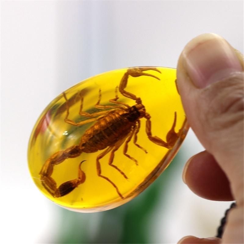 Natural Amber Pendant Necklace 1 Pc