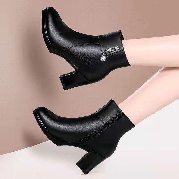 New Fashion Short Boots Women's Side Zipper High Heel Short Tube Middle-aged and Elderly Velvet Cotton Boots Warm Women's Leather Boots Autumn