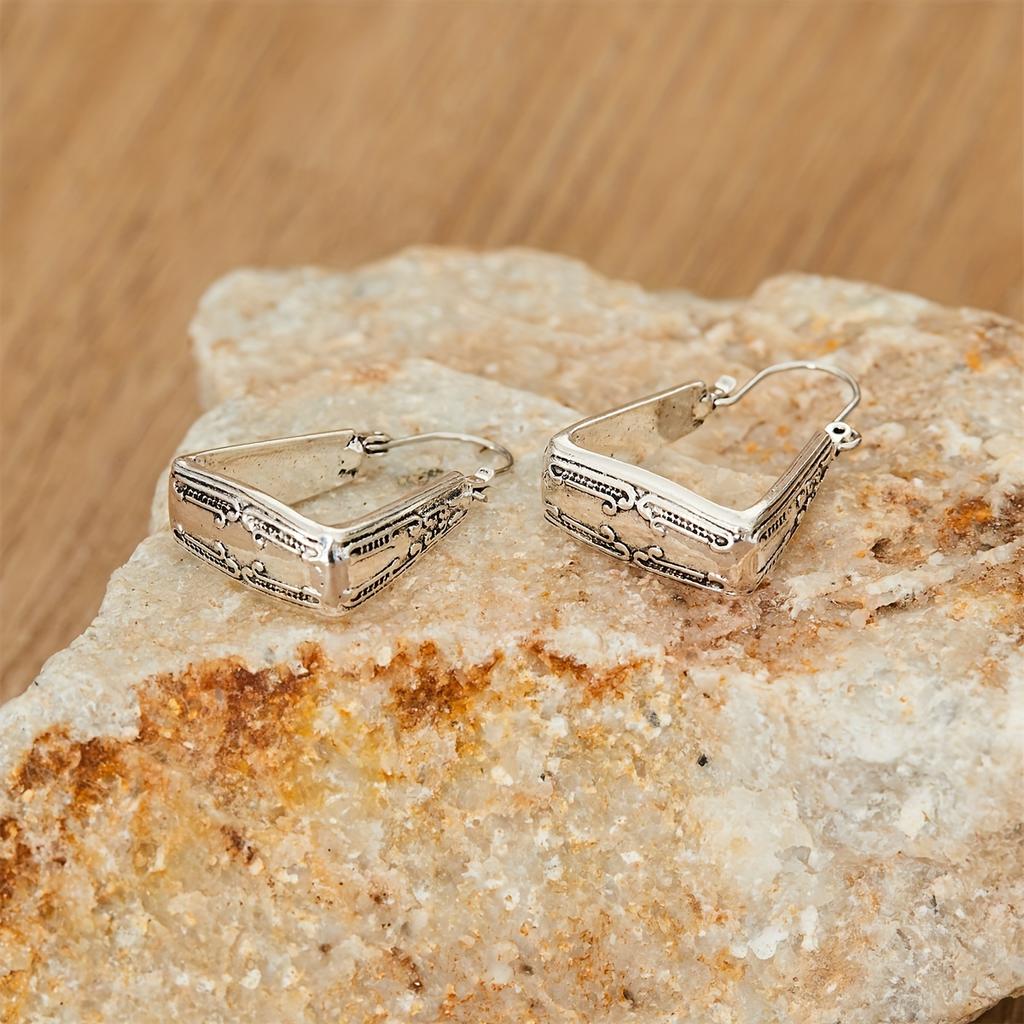 Retro Earrings Fashionable Ladies Ethnic Style Earrings