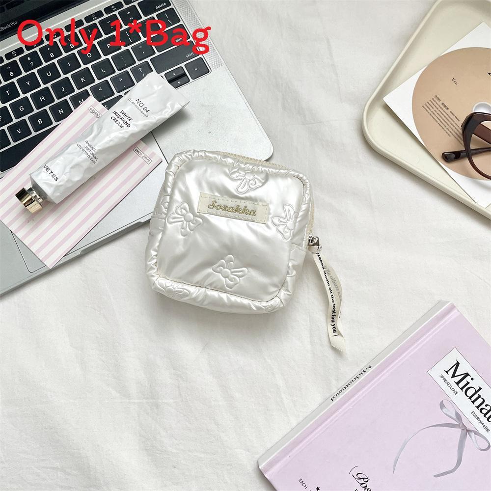 Pu Heart Shape Womens Hygiene Pad Case With Portable Makeup Storage For Travel
