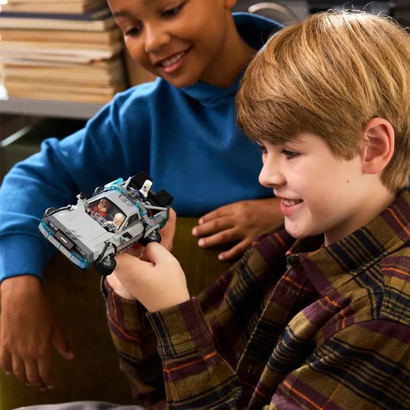 LEGO 77256 Speed Champions Машина времени из Назад в будущее
