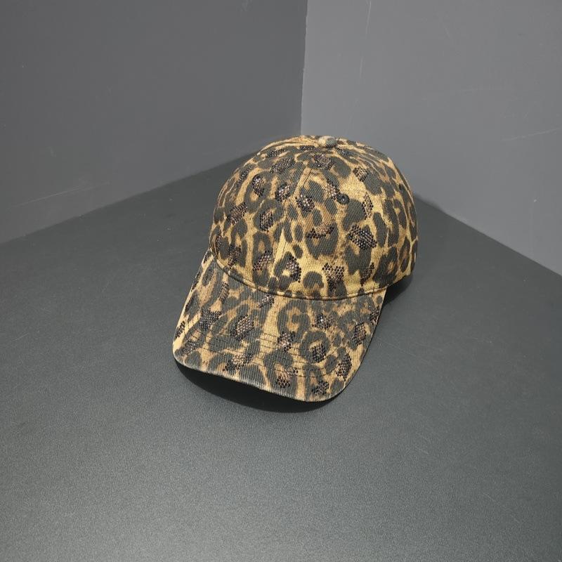 Sweet wind leopard print hot diamond baseball cap women's versatile age reduction face cap summer breathable sun protection hat