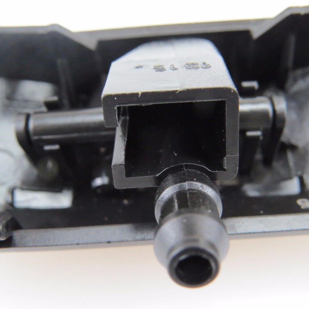 2 шт. 2KD955985 насадка для омывателя лобового стекла с распылителем воды для Bora Passat B6 B7 Jetta Golf 5 MK5 6 Touran Tiguan Sagitar Yeti