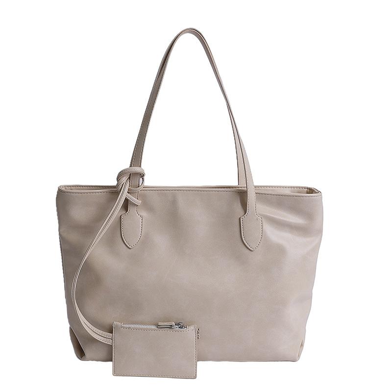 Simple and Large-capacity Tote Bag Women's 2025 New Fashion Texture Underarm Bag Casual Niche Commuter Shoulder Bag