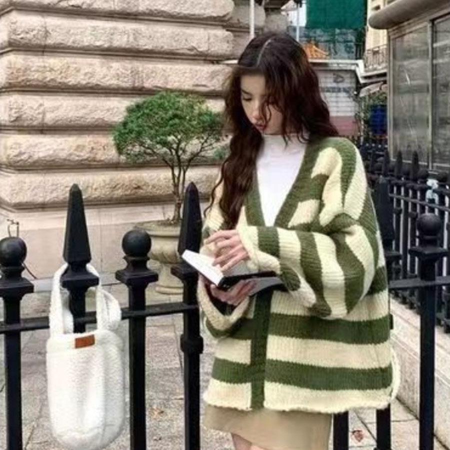 Полосатый свитер с v-образным вырезом, кардиган, женское пальто 2023, осень/зима, корейский вязаный кардиган, топ, академический милый свободный женский свитер