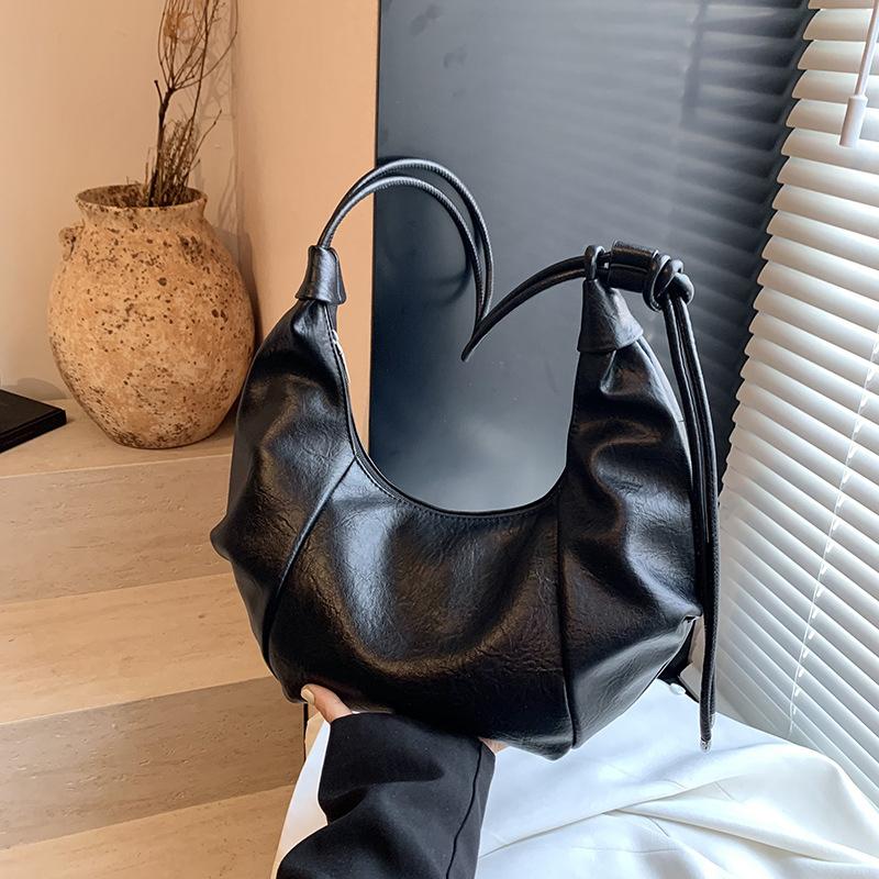 Underarm Bag PU Leather Solid Color Crescent Bag for Women Adjustable Strap Handbag Zipper Hobo Bag for Work Travel AVE