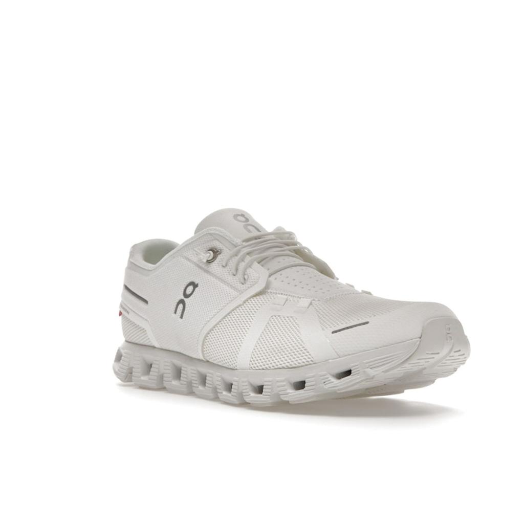 ON Cloud 5 All White Men Sneakers 59.98918