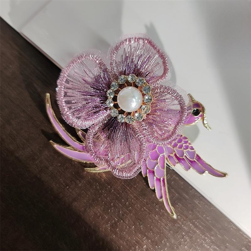 Вышитая брошь в виде птицы и цветка в китайском стиле с жемчугом и стразами