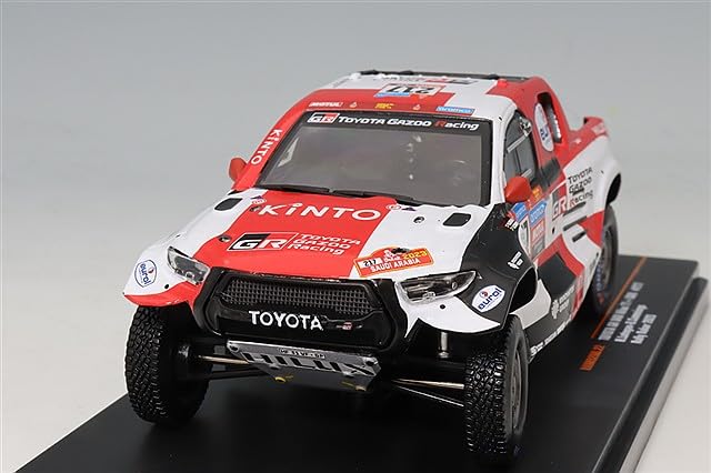 IXO Масштаб Toyota GR DKR Hilux GR 2023 Ралли Дакар Cummings 1/43 T1+ #217 H. Латеган/Б.