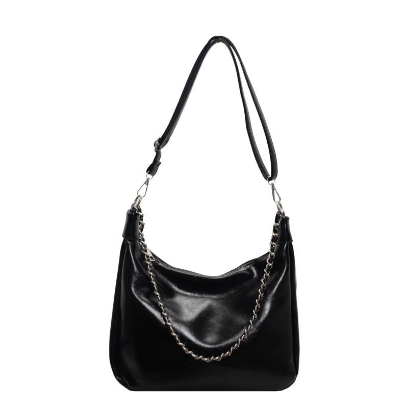 Simple and Fashionable Underarm Bag, Commuter Messenger Bag, Large-capacity Versatile Casual Tote Bag.