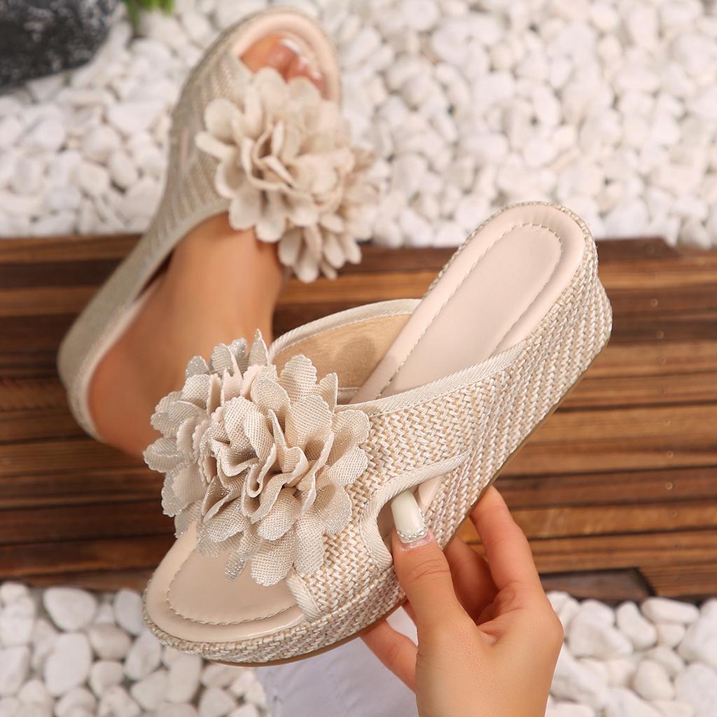 Summer Fashion Slippers Women's 2025 New Flower Outer Thick-soled Slippers One-word Slope Heel Cool Slippers