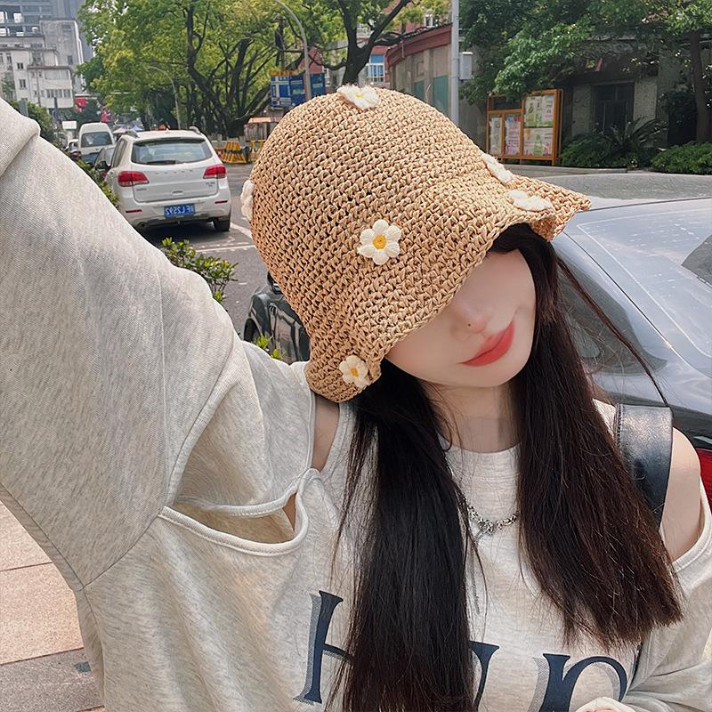 Flower Straw Bucket Hat Women's Summer Breathable Face Small Woven Straw Hat Sunshade Sunscreen Seaside Vacation Hat Tide