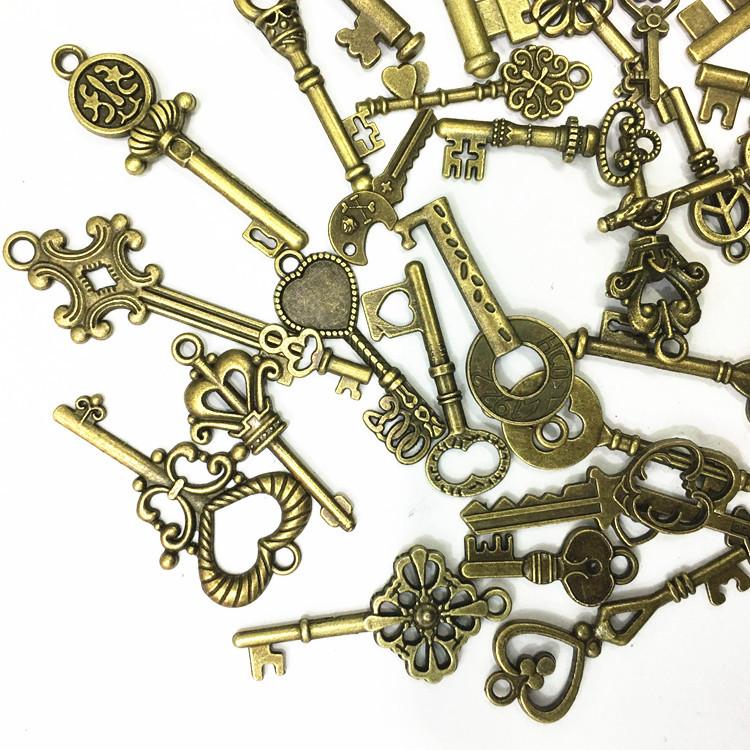 40 шт. Смешанные маленькие подвески-ключики Винтажная бронзовая металлическая подвеска-ключик любви Изысканные модные DIY ювелирные изделия Ожерелье Ремесло Украшение