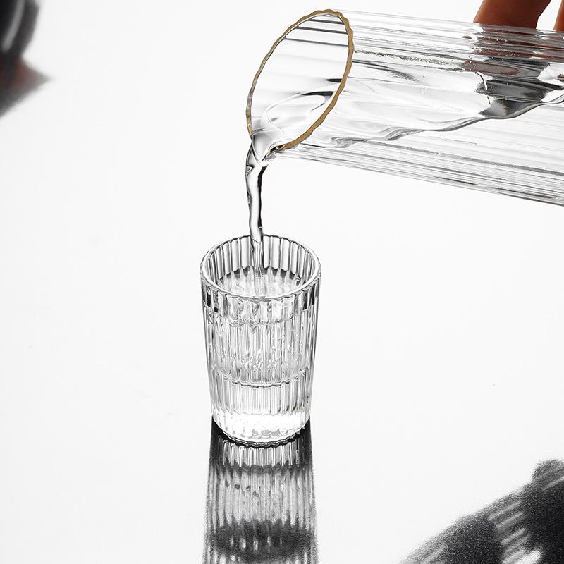 Striped Crystal Baijiu Decanter Set with Shot Glasses for Home and Bar Use