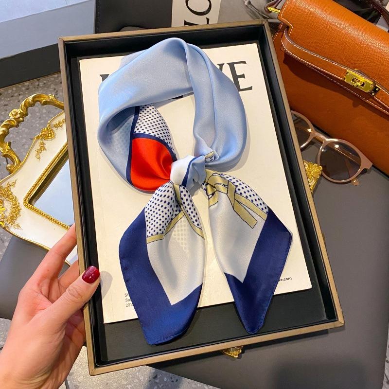 New silk scarf women's fashion versatile high-end small square scarf Korean version neck protection scarf spring and autumn retro scarf tied bag