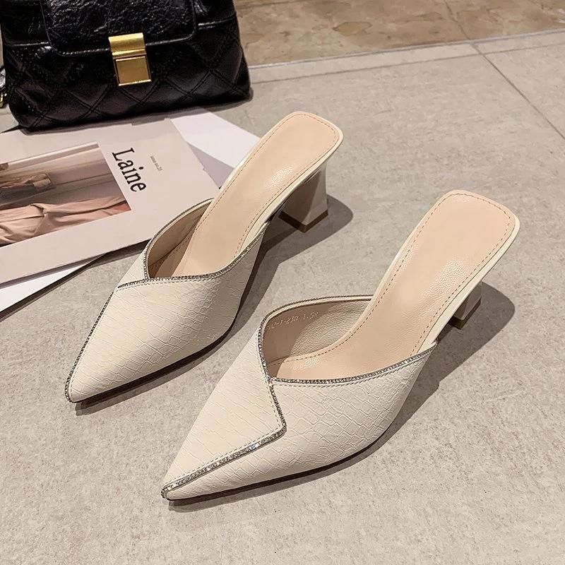 Мода 2024 года, новые женские тапочки Baotou, летние, в стиле феи, с острым толстым каблуком, женские тапочки на высоком каблуке