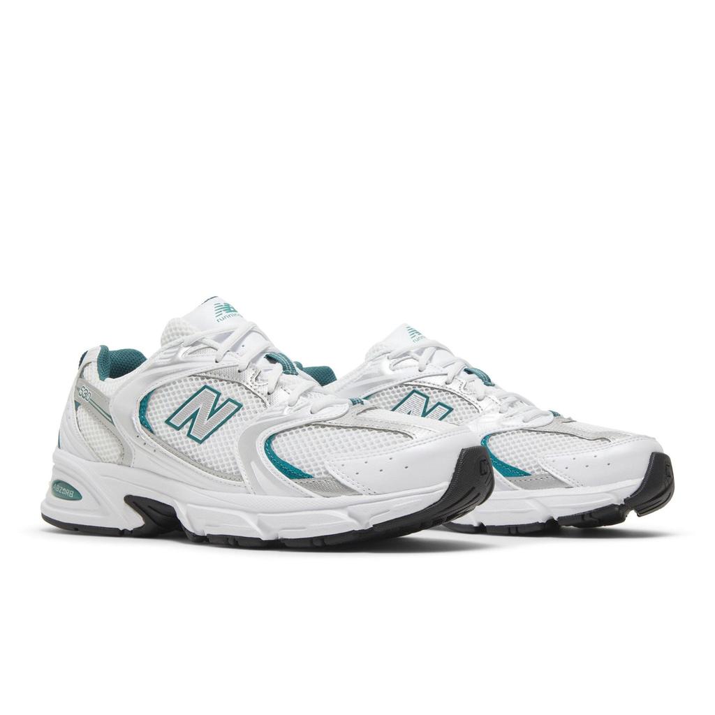 New Balance 530 'Белый Серебристый Зеленый' (унисекс) Белые / Серебристые металлик Беговые кроссовки MR530AB