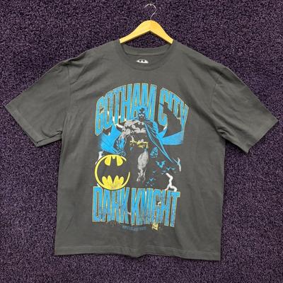 DC Бэтмен Готэм Сити Темный Рыцарь Футболка Размер Extra Large Унисекс Футболка