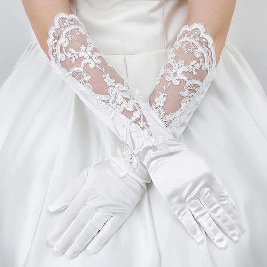 1 Pair Women Prom Gloves See-through Lace Flower Pattern Five Fingers Opera Performances Bride Wedding Photo Prop Arm Cuffs