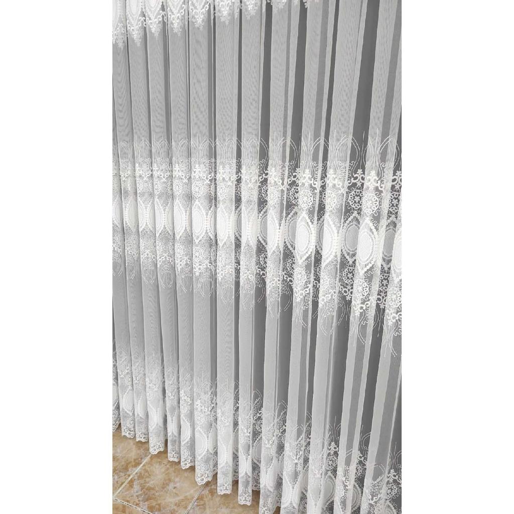 Тюлевая занавеска с вышитым рисунком (1