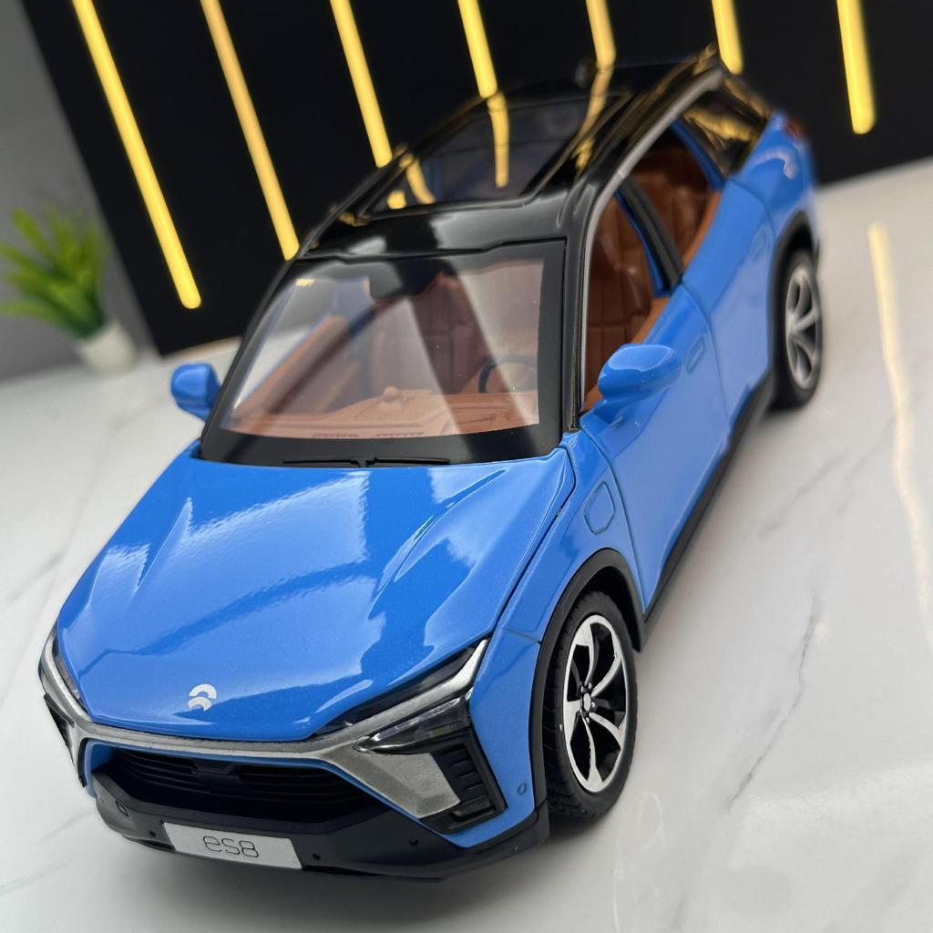 1:24 NIO ES8 Сплав Новый Энергетический Автомобиль Модель Литье Металл Игрушечные Транспортные Средства Модель Автомобиля Симуляция Звука и Света Детские Игрушки Подарок