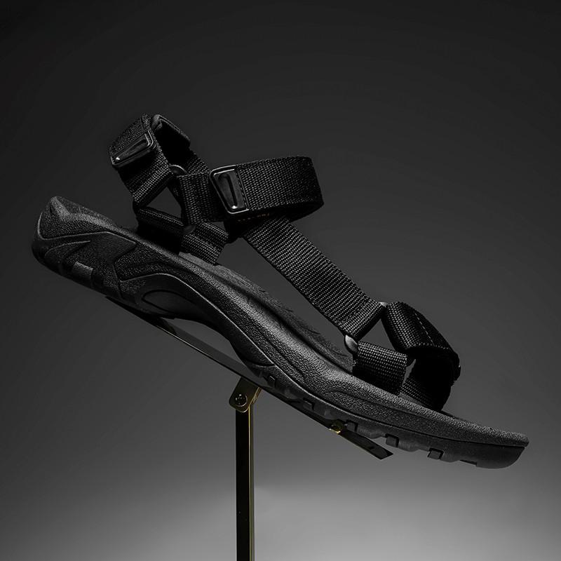 Модные летние оригинальные мужские сандалии, пляжная обувь, обувь для ходьбы по воде, с круглым носком, на плоской подошве, новые, удобные, нескользящие, легкие, самые продаваемые