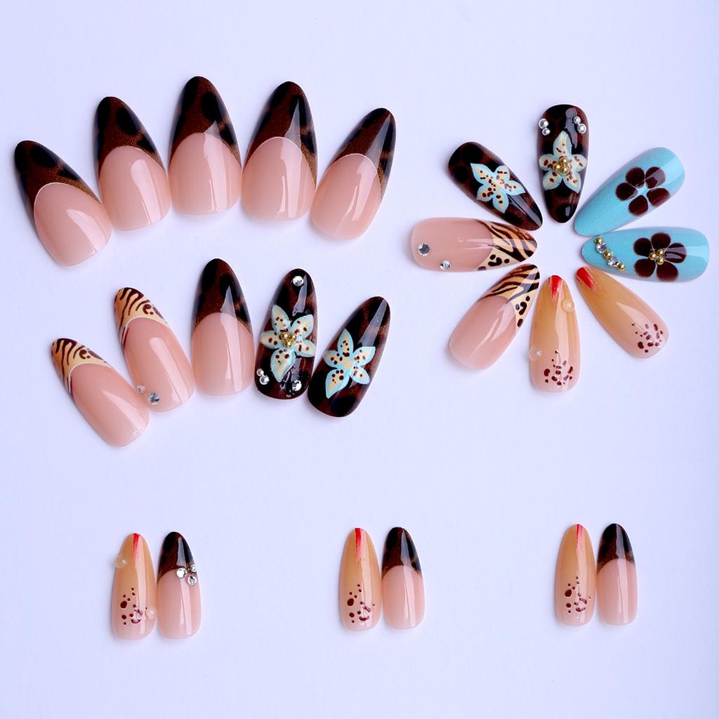 Fresh and sweet almond-shaped French leopard print petal ins press-on nails, 24 pieces of fake nails
