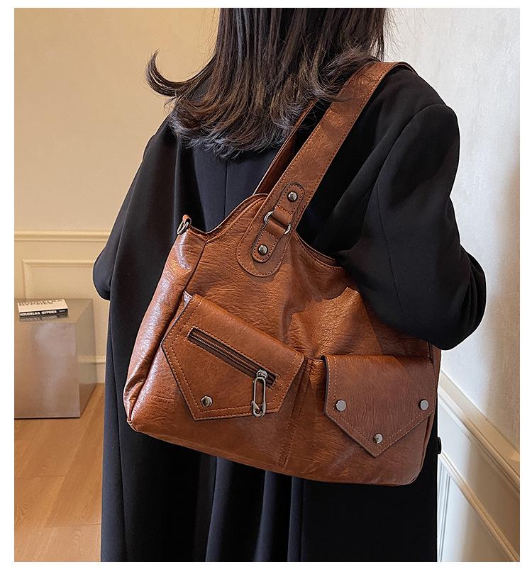 Stylish Women's Large Capacity Tote: Versatile Crossbody Motorcycle Handbag