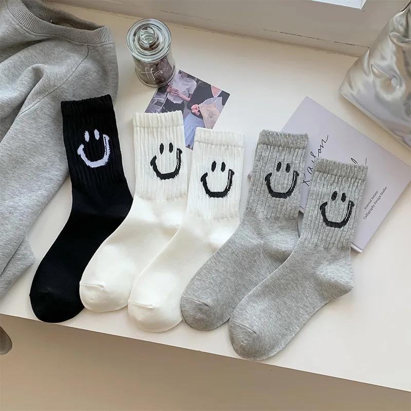 Милые носки женские модные повседневные уличные хлопковые носки средней длины для студентов в стиле колледжа, черно-белые серые носки