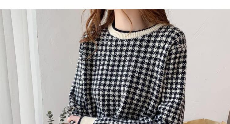 Korean Fashion Patterned Knit Gingham Loose Fit for and Spring and [KOREARU] Women's Top, Check, Cute, Girly, Stylish, Fall, Winter, (Black White)