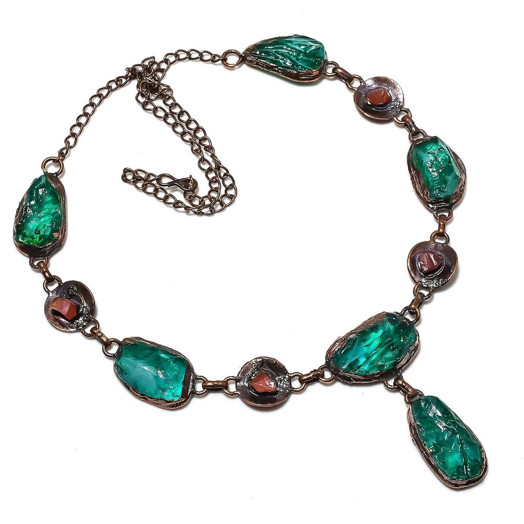 Изумруд и сердолик Ожерелье из натуральных камней ручной работы, Медное гальванопластическое ожерелье Антикварные украшения, Регулируемое ожерелье Подарок на помолвку