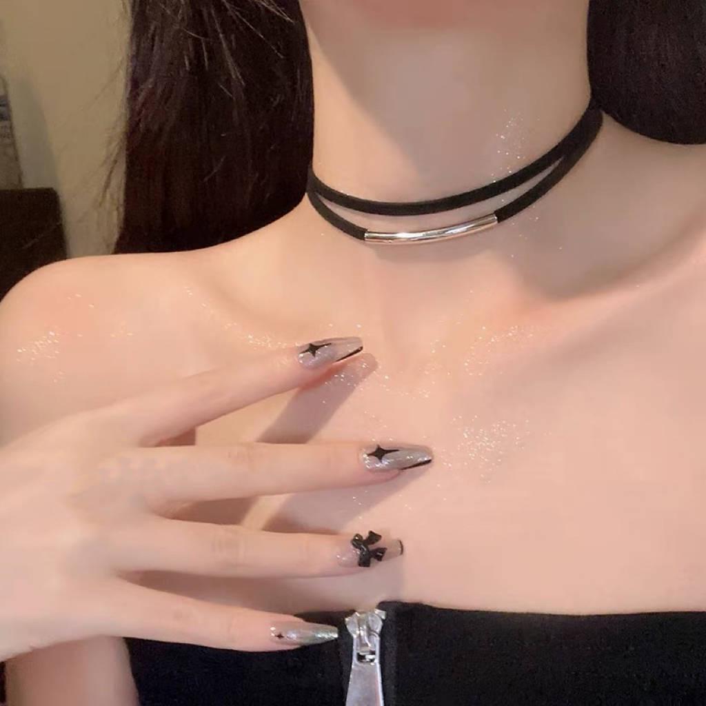 Love Heart Rivet Punk Choker Necklace - Y2K Subculture Clavicle Chain