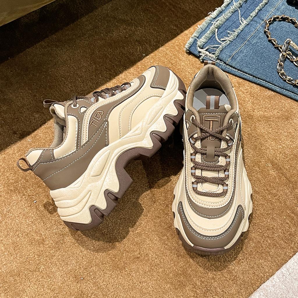 Кроссовки женские повседневные туфли модные увеличивающие рост толстые подошвы пружинная платформа женские массивные кроссовки 2024